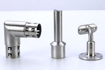 Composants de main courante et de balustrade en acier inoxydable fabriqués par Dah Shi.